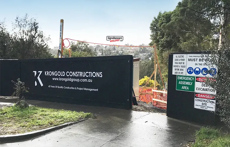 HoardingSignageInTheRain