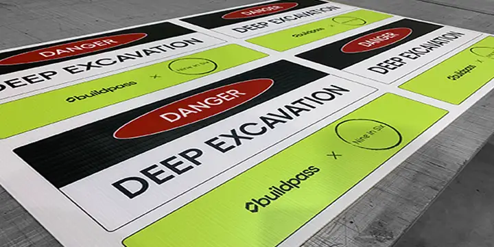 Signs Banners Online printed site board on fence
