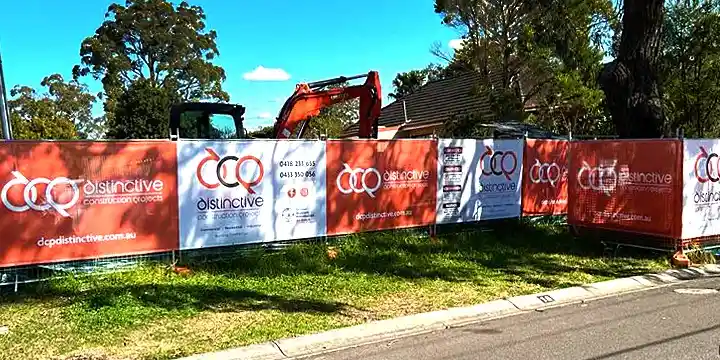 Signs Banners Online printed tradie banner on fence