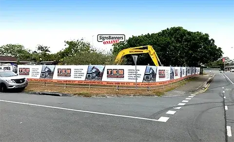 Image shows full coverage of the construction road site, its a fantastic advertising methodology.